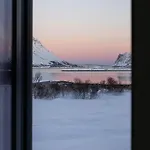 Vakantiehuis Lyngvaer Arctic - Jacuzzi & Sauna - No 14