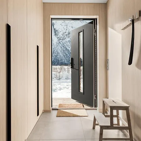 Lofoten Arctic - Sea View, Jacuzzi & Sauna 別荘 Lyngværet