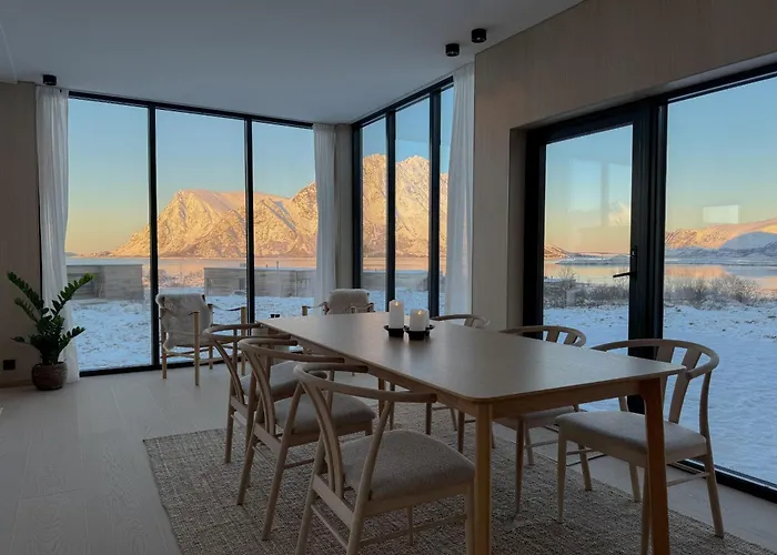 Lyngvaer Arctic - Jacuzzi & Sauna - No 14 Сasa de vacaciones *