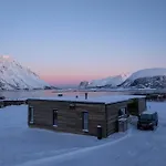 Casa de Férias Lyngvaer Arctic - Jacuzzi & Sauna - No 14
