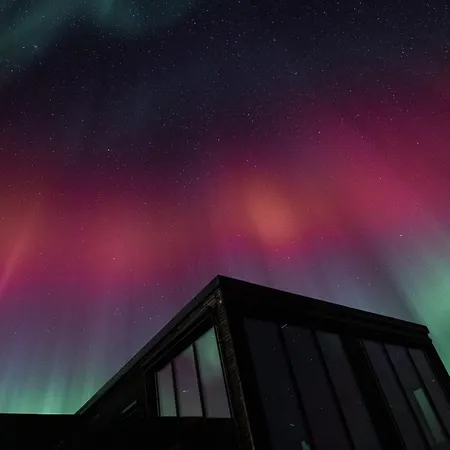 Lofoten Arctic - Sea View, Jacuzzi & Sauna Tatil Evi *